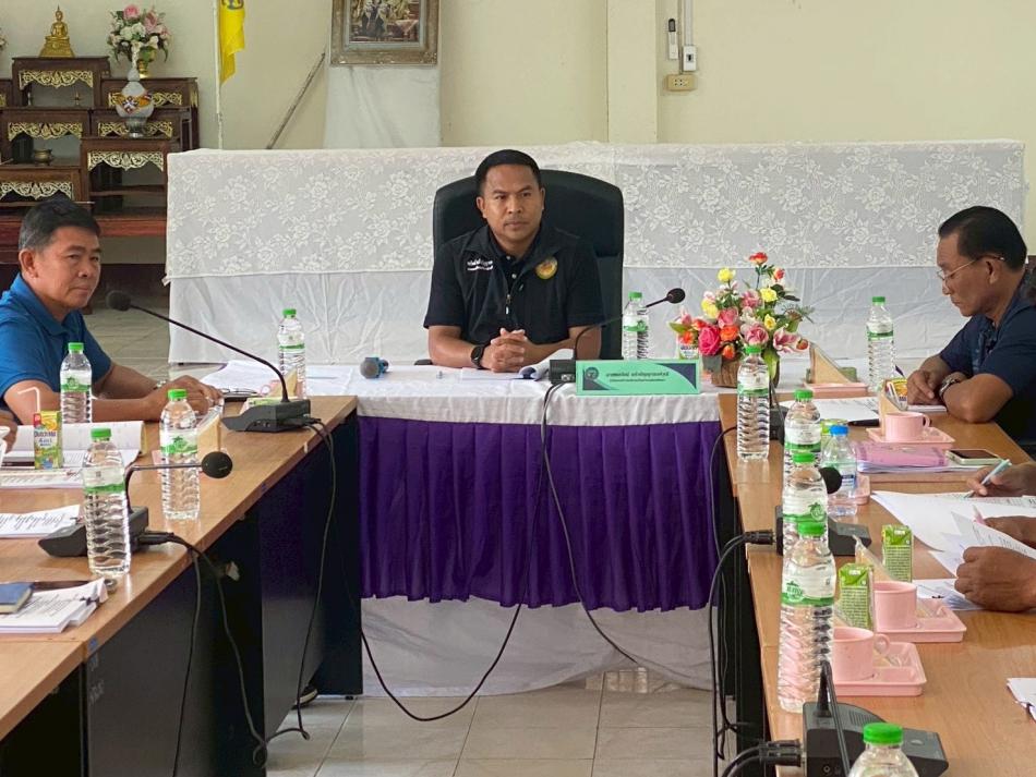 ประชุมกองทุนหลักประกันสุขภาพตำบลนิคมพัฒนา